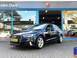 Blauw Gebruikt 2017 Audi A3 Sportback Sport Hatchback | € 17.850 (Eerlijke prijs)