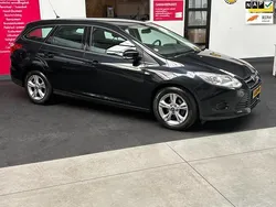 Zwart Gebruikt 2013 Ford Focus Trend Stationwagen | € 3.500 (Super prijs)