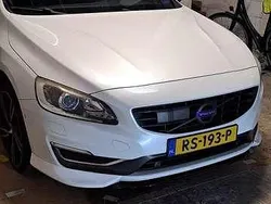 Wit Gebruikt 2015 Volvo S60 Kinetic Sedan | € 19.999 (Duur)