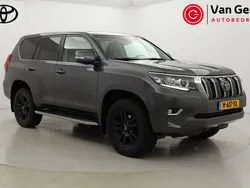 Grijs Gebruikt 2019 Toyota Land Cruiser Executive SUV | € 45.999