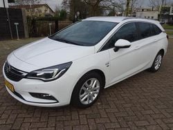 Wit Gebruikt 2019 Opel Astra Stationwagen | € 10.245 (Eerlijke prijs)