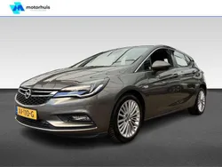 Grijs, metallic lak Gebruikt 2017 Opel Astra Innovation Hatchback | € 15.650 (Eerlijke prijs)