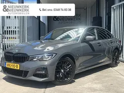 Grijs Gebruikt 2022 BMW 320 Executive Sedan | € 36.749 (Iets duurder)