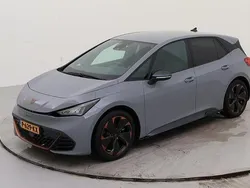 Grijs Gebruikt 2022 Cupra Born Hatchback | € 25.900 (Eerlijke prijs)
