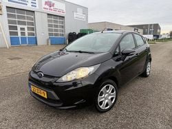 Zwart Gebruikt 2012 Ford Fiesta Hatchback | € 3.899 (Goede deal)