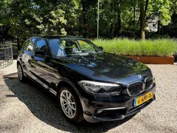 Zwart Gebruikt 2016 BMW 118 Hatchback | € 11.200 (Eerlijke prijs)