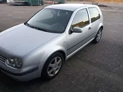 Zilver Gebruikt 2002 VW Golf IV Sportline Hatchback | € 1.750 (Eerlijke prijs)