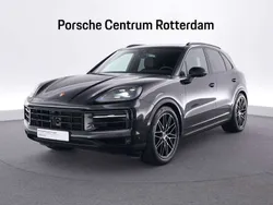 Zwart Gebruikt 2023 Porsche Cayenne SUV | € 112.900 (Super prijs)