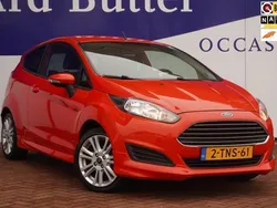 Rood Gebruikt 2014 Ford Fiesta Hatchback | € 6.499 (Eerlijke prijs)