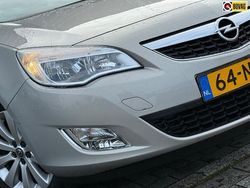 Beige Gebruikt 2010 Opel Astra Cosmo Hatchback | € 3.425 (Goede deal)