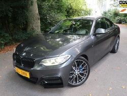 Grijs, metallic lak Gebruikt 2014 BMW M235 Executive Coupé | € 24.750 (Iets duurder)
