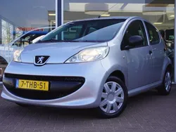 Grijs Gebruikt 2008 Peugeot 107 Hatchback | € 2.750 (Iets duurder)