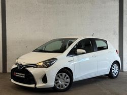Wit Gebruikt 2017 Toyota Yaris Hybrid Hatchback | € 10.950 (Goede deal)