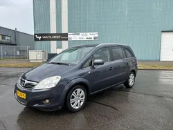 Blauw Gebruikt 2010 Opel Zafira Cosmo MPV | € 4.750 (Duur)