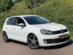 Wit Gebruikt 2011 VW Golf VI R-line Hatchback | € 4.990 (Eerlijke prijs)