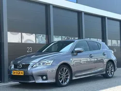 Grijs Gebruikt 2012 Lexus CT200h Sport Line Hatchback | € 6.950 (Eerlijke prijs)