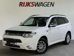 Wit Gebruikt 2014 Mitsubishi Outlander P-HEV Instyle SUV | € 9.950 (Goede deal)