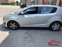 Grijs Gebruikt 2012 Chevrolet Aveo LT Hatchback | € 1.250 (Iets duurder)