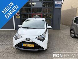Wit Gebruikt 2021 Toyota Aygo X-play Hatchback | € 14.750 (Eerlijke prijs)