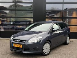 Grijs Gebruikt 2014 Ford Focus Trend Stationwagen | € 6.999 (Eerlijke prijs)