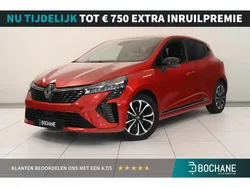 Rouge flamme (nnp) Gebruikt 2023 Renault Clio V Techno Hatchback | € 18.940 (Eerlijke prijs)