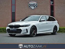 Wit Gebruikt 2024 BMW 330e M Sport Stationwagen | € 49.950 (Goede deal)