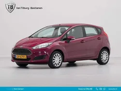Rood Gebruikt 2015 Ford Fiesta Style Hatchback | € 9.940 (Goede deal)