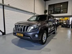 Grijs Gebruikt 2014 Toyota Land Cruiser SUV | € 25.940 (Duur)