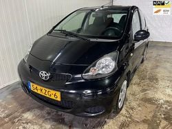Zwart Gebruikt 2010 Toyota Aygo Comfort Hatchback | € 3.950 (Eerlijke prijs)