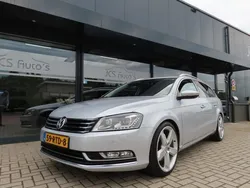 Grijs Gebruikt 2011 VW Passat Highline Stationwagen | € 13.950