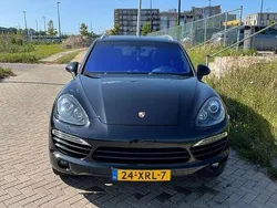 Zwart Gebruikt 2012 Porsche Cayenne SUV | € 20.500 (Goede deal)