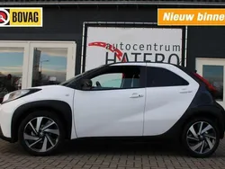 Wit Gebruikt 2024 Toyota Aygo BlackLine Hatchback | € 19.450 (Eerlijke prijs)