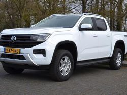 Wit Nieuw 2024 VW Amarok Life Pickup | € 36.450