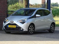 Grijs Gebruikt 2019 Toyota Aygo X-play Hatchback | € 10.250 (Eerlijke prijs)