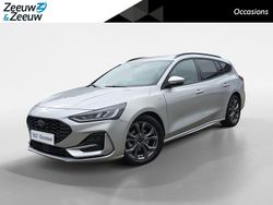 Grijs Gebruikt 2023 Ford Focus ST-Line Stationwagen | € 19.940 (Goede deal)