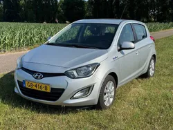 Zilver Gebruikt 2015 Hyundai i20 Hatchback | € 5.850 (Goede deal)