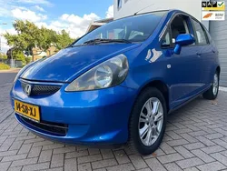 Blauw Gebruikt 2005 Honda Jazz Cool Hatchback | € 1.395 (Eerlijke prijs)