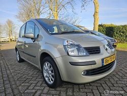 Beige Gebruikt 2007 Renault Modus Dynamique MPV | € 3.799 (Iets duurder)