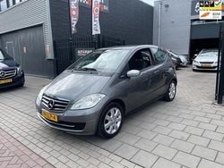 Grijs Gebruikt 2010 Mercedes A160 Business MPV | € 2.499 (Super prijs)