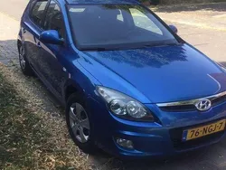 Blauw Gebruikt 2010 Hyundai i30 Dynamiq MPV | € 2.200 (Goede deal)