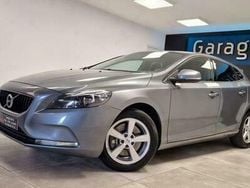 Grijs Gebruikt 2017 Volvo V40 Kinetic Stationwagen | € 13.990 (Goede deal)