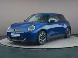 Blauw Gebruikt 2025 Mini Cooper Classic Hatchback | € 29.750
