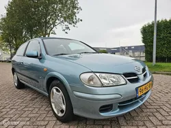 Groen Gebruikt 2001 Nissan Almera Hatchback | € 1.399