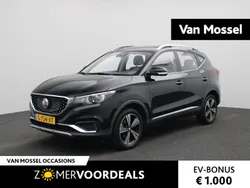 Zwart Gebruikt 2019 MG ZS Luxury Sedan | € 13.495 (Eerlijke prijs)
