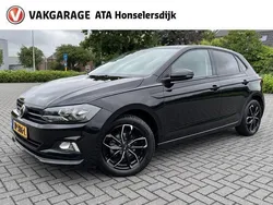 Zwart, metallic lak Gebruikt 2018 VW Polo Comfortline Hatchback | € 15.950 (Eerlijke prijs)
