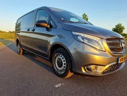 Grijs Gebruikt 2020 Mercedes Vito MPV | € 24.950 (Duur)