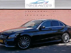 Zwart Gebruikt 2015 Mercedes C250 Prestige Sedan | € 16.000 (Eerlijke prijs)