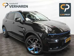 Zwart, metallic lak Gebruikt 2022 Lynk & Co 01 SUV | € 24.340 (Eerlijke prijs)