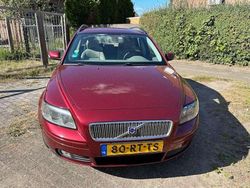 Rood Gebruikt 2005 Volvo V50 Momentum Stationwagen | € 1.250 (Super prijs)