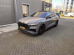 Grijs Gebruikt 2023 Audi Q8 Advanced SUV | € 88.950